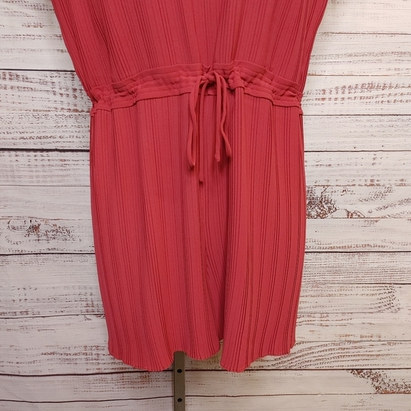 CLUB Monaco Viga Romper Size 4 - Picture 4 of 16